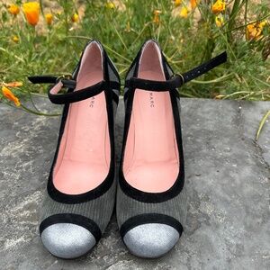 Marc Jacobs Silver Tipped, Black, and Grey Corduroy Heels Size 38